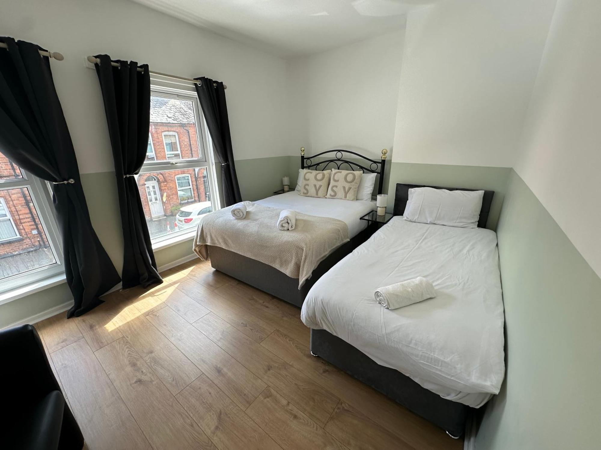 2Br City Side House Belfast Ngoại thất bức ảnh